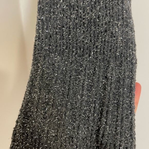 Zara Crop Sweater - Picture 5 of 7